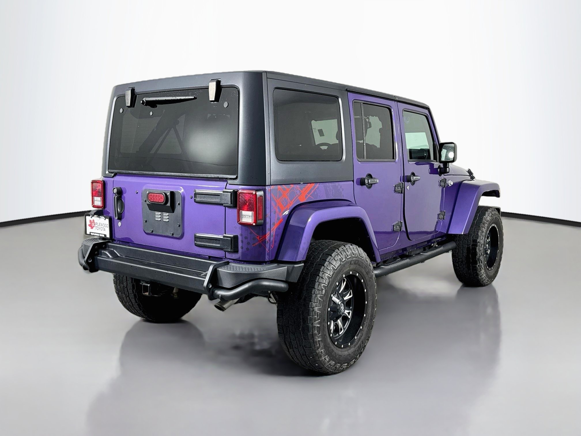 Used 2016 Jeep Wrangler Unlimited Sahara AWD/4WD image 7