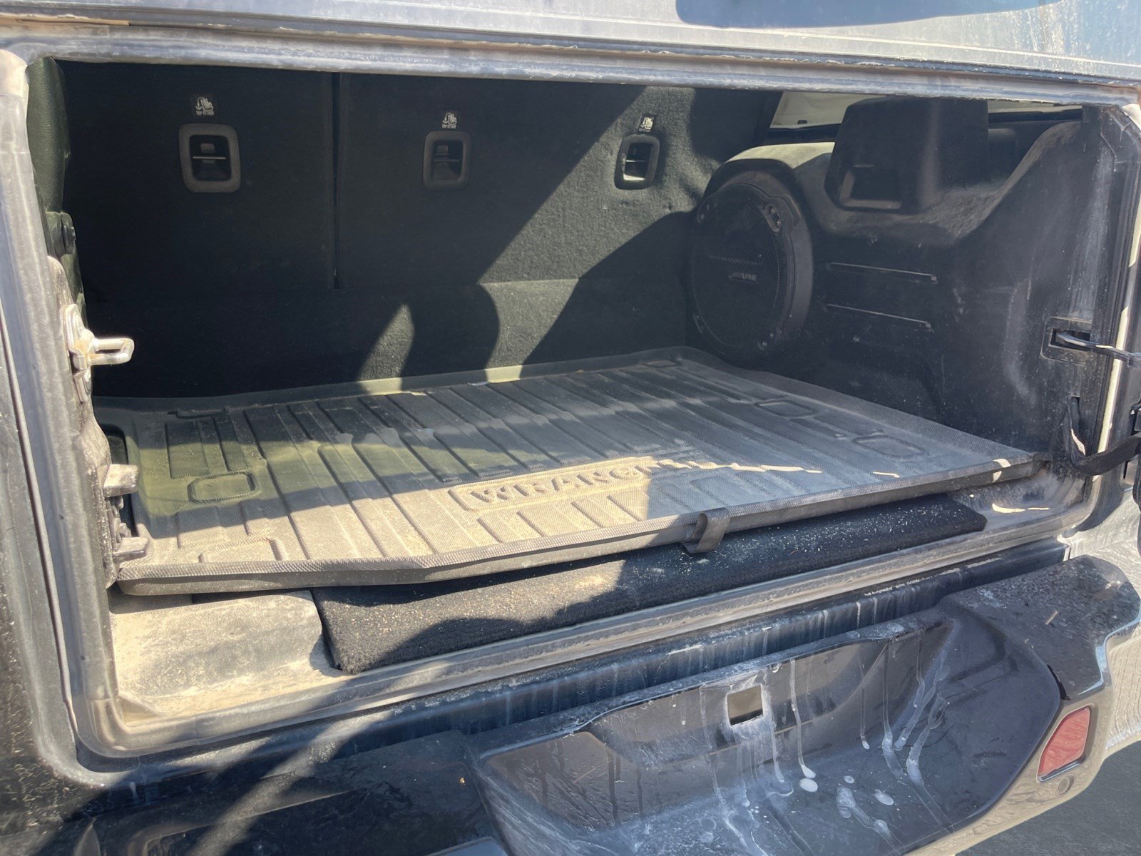 Used 2021 Jeep Wrangler Unlimited Sahara image 15