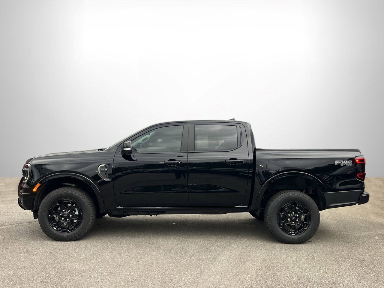 New 2025 Ford Ranger Lariat w/ FX4 Off-Road Package image 21