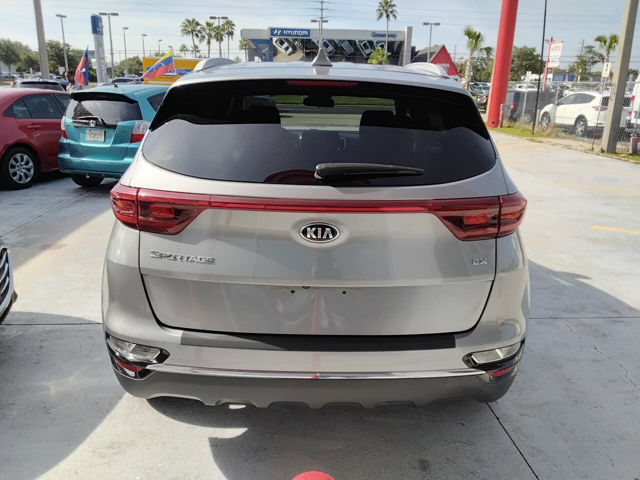 Used 2020 Kia Sportage EX image 12