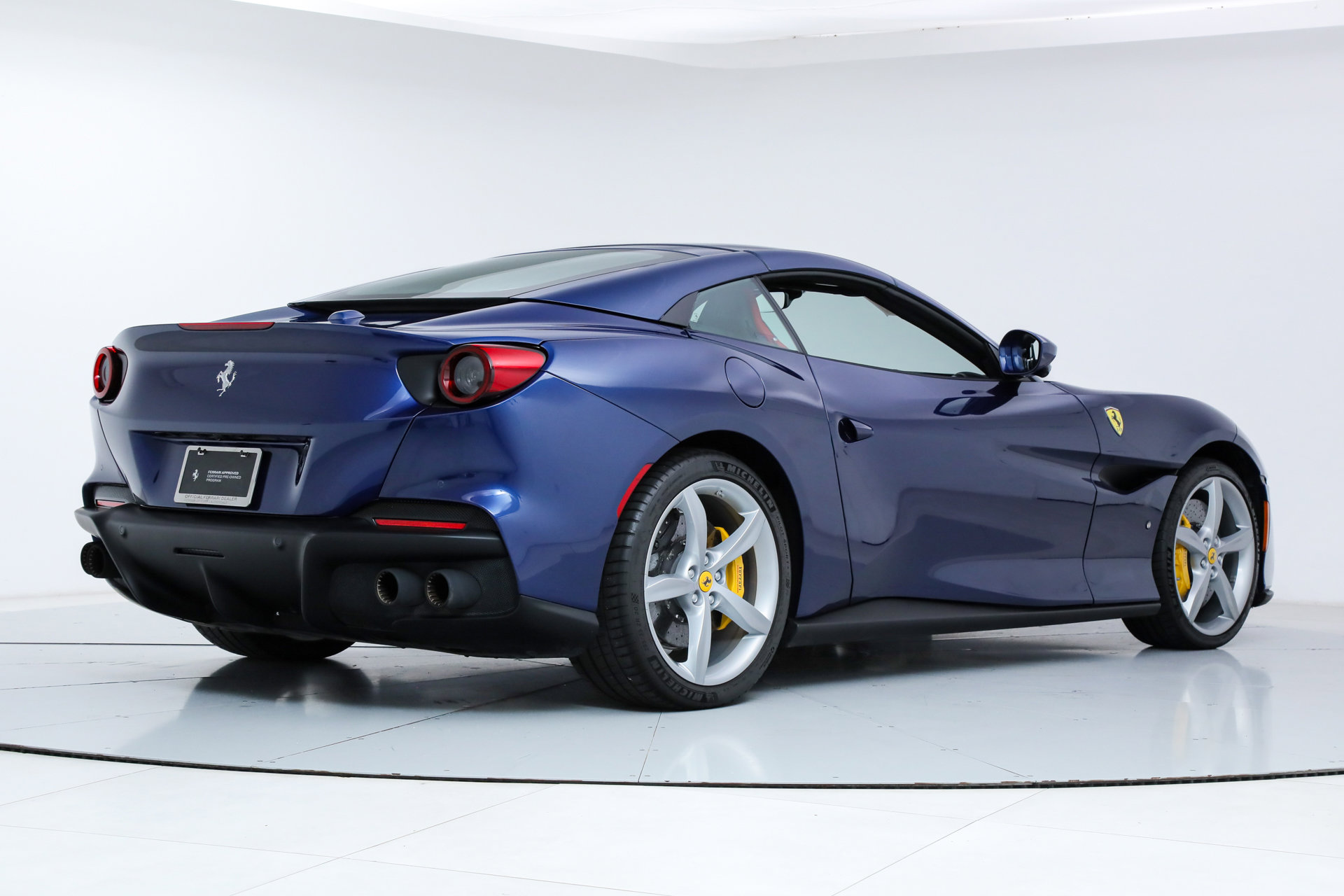 Certified 2023 Ferrari Portofino M image 21