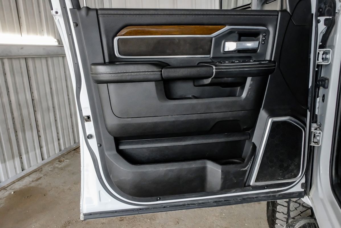 Used 2024 RAM 2500 Laramie AWD/4WD image 44