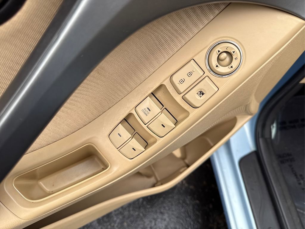 Used 2011 Hyundai Elantra GLS w/ Preferred Equipment Pkg 3 image 25