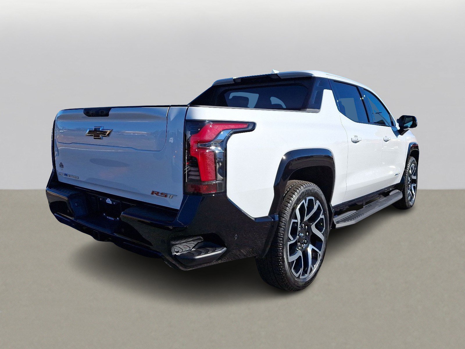 New 2025 Chevrolet Silverado EV RST image 4