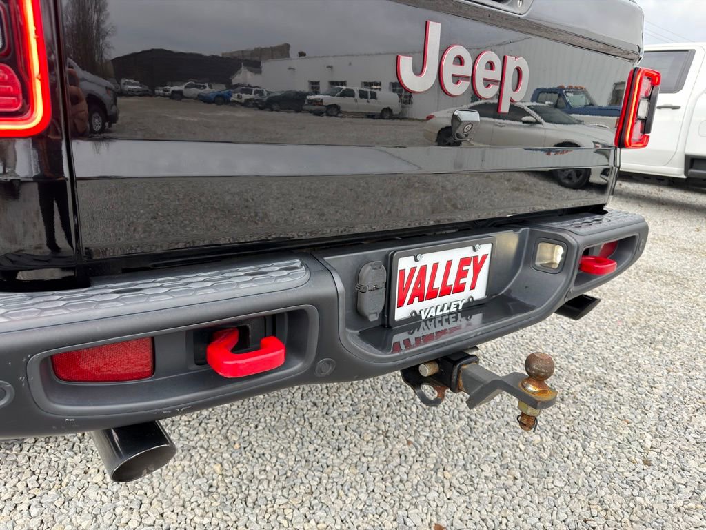 Used 2020 Jeep Gladiator Rubicon w/ Advanced Safety Group image 11