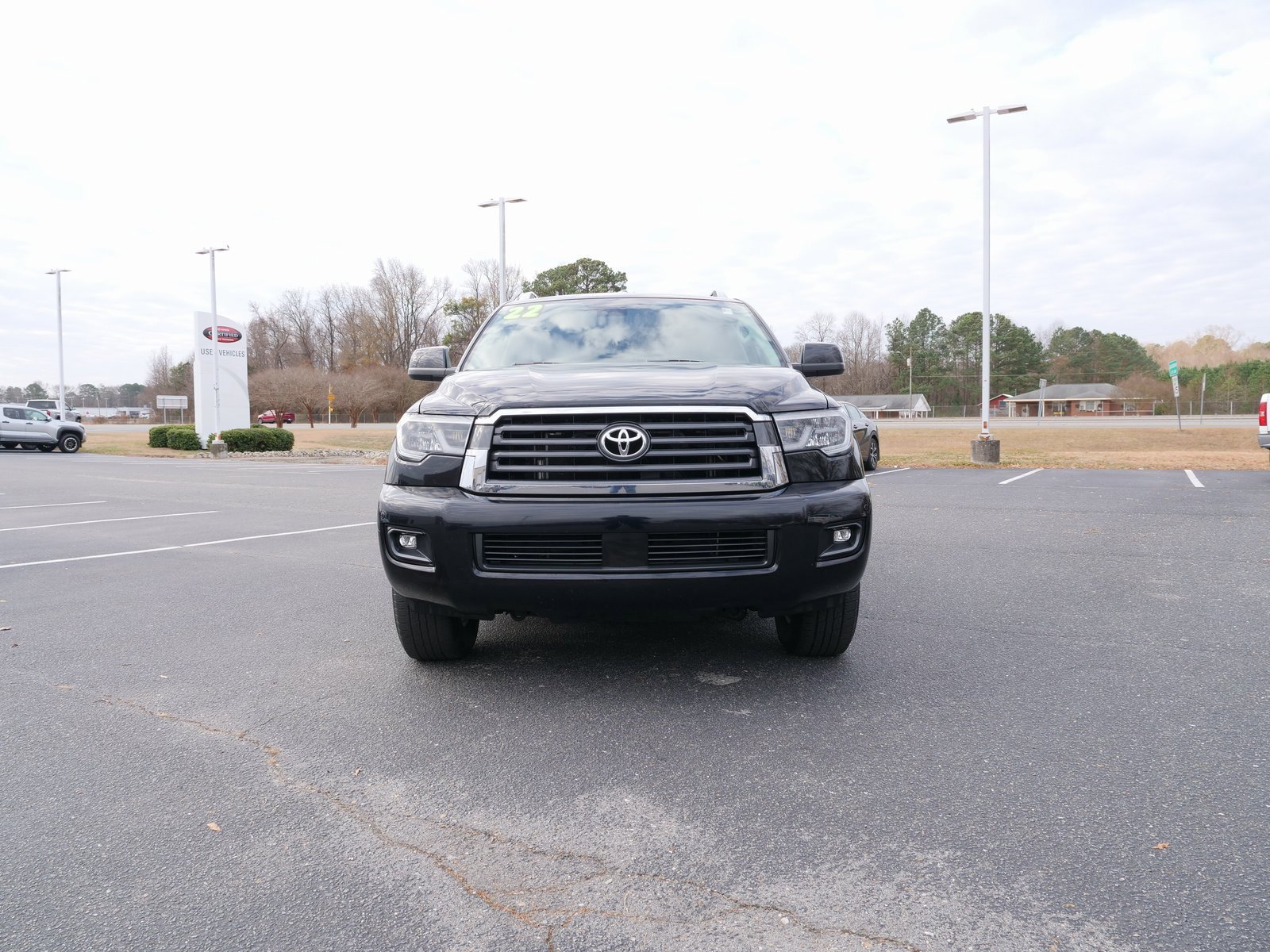 Used 2022 Toyota Sequoia SR5 image 8