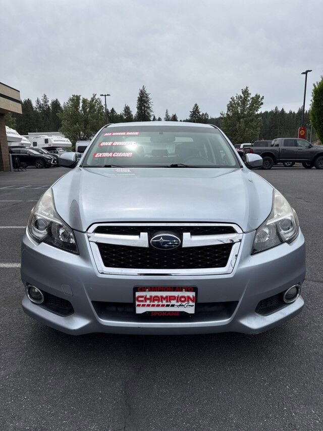 Used 2013 Subaru Legacy 3.6R Limited w/ Popular Pkg 2 AWD/4WD image 3