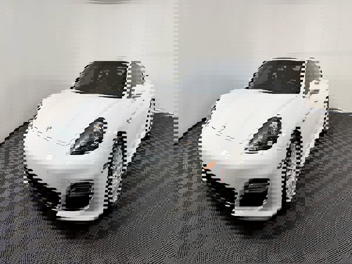 Used 2013 Porsche Panamera GTS w/ Interior Pkg in Carbon Fiber image 2