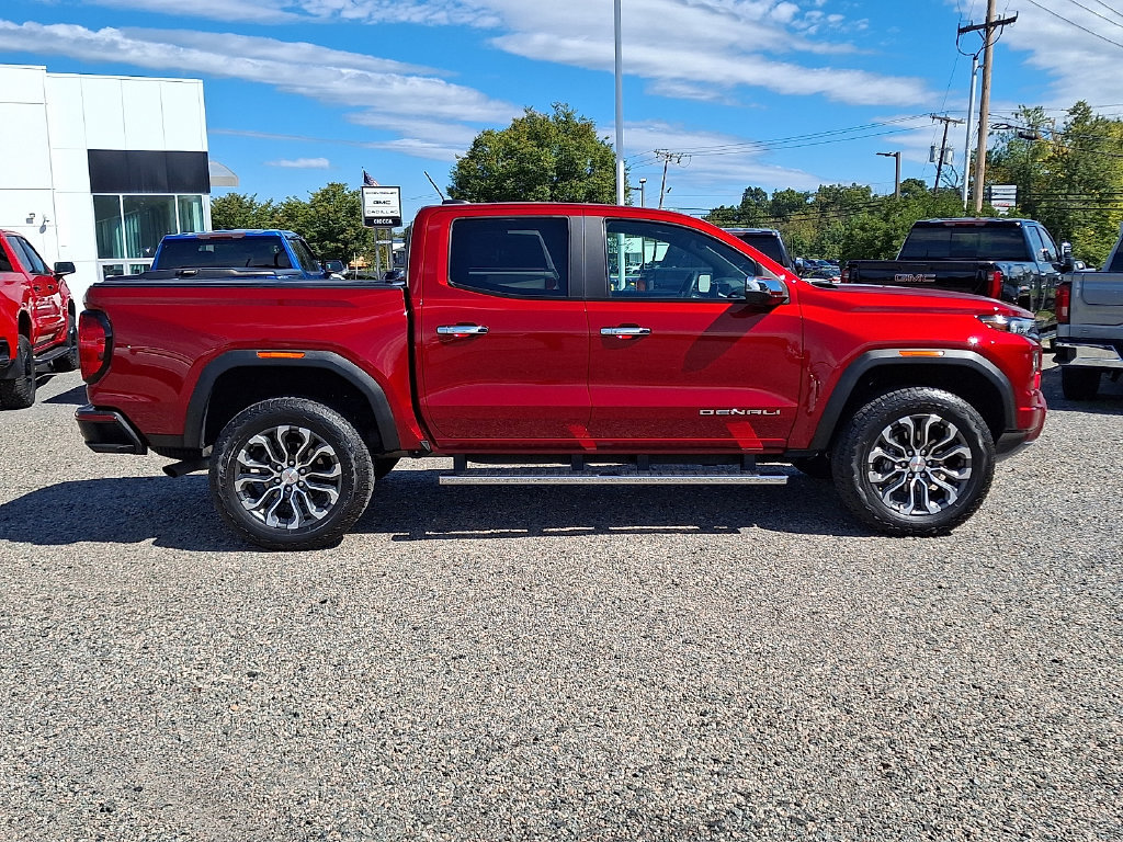 Used 2023 GMC Canyon Denali AWD/4WD image 10