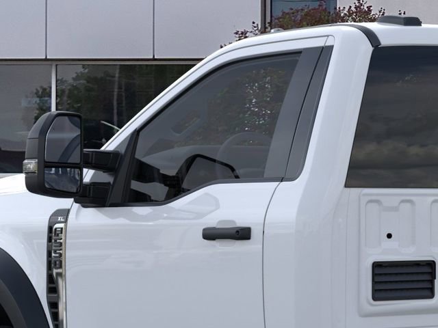 New 2025 Ford F550 4x4 Regular Cab Super Duty image 20
