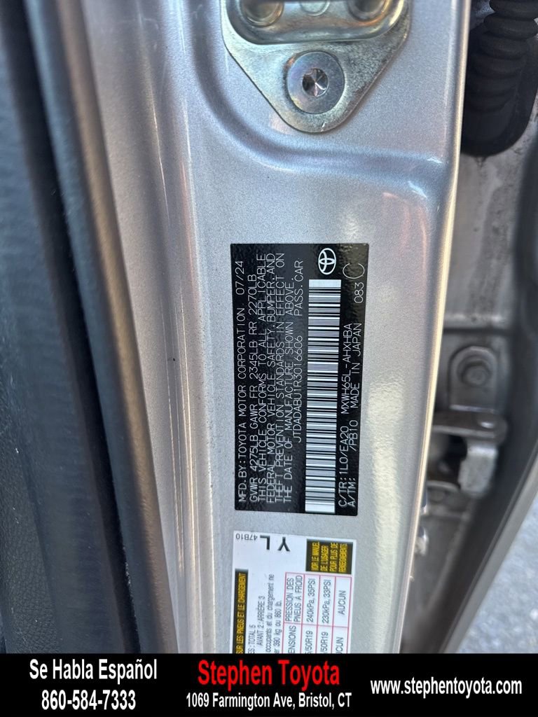 Used 2024 Toyota Prius Limited image 21