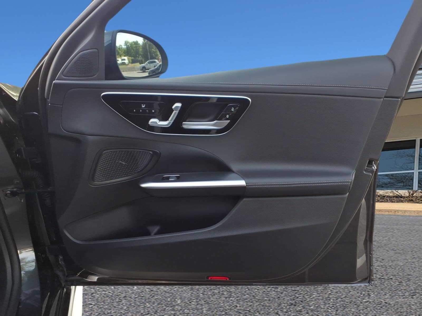 Certified 2023 Mercedes-Benz C 43 AMG 4MATIC Sedan image 30