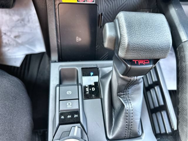 Used 2025 Toyota Tacoma TRD Off-Road w/ TRD Off Road Upgrade Package AWD/4WD image 22