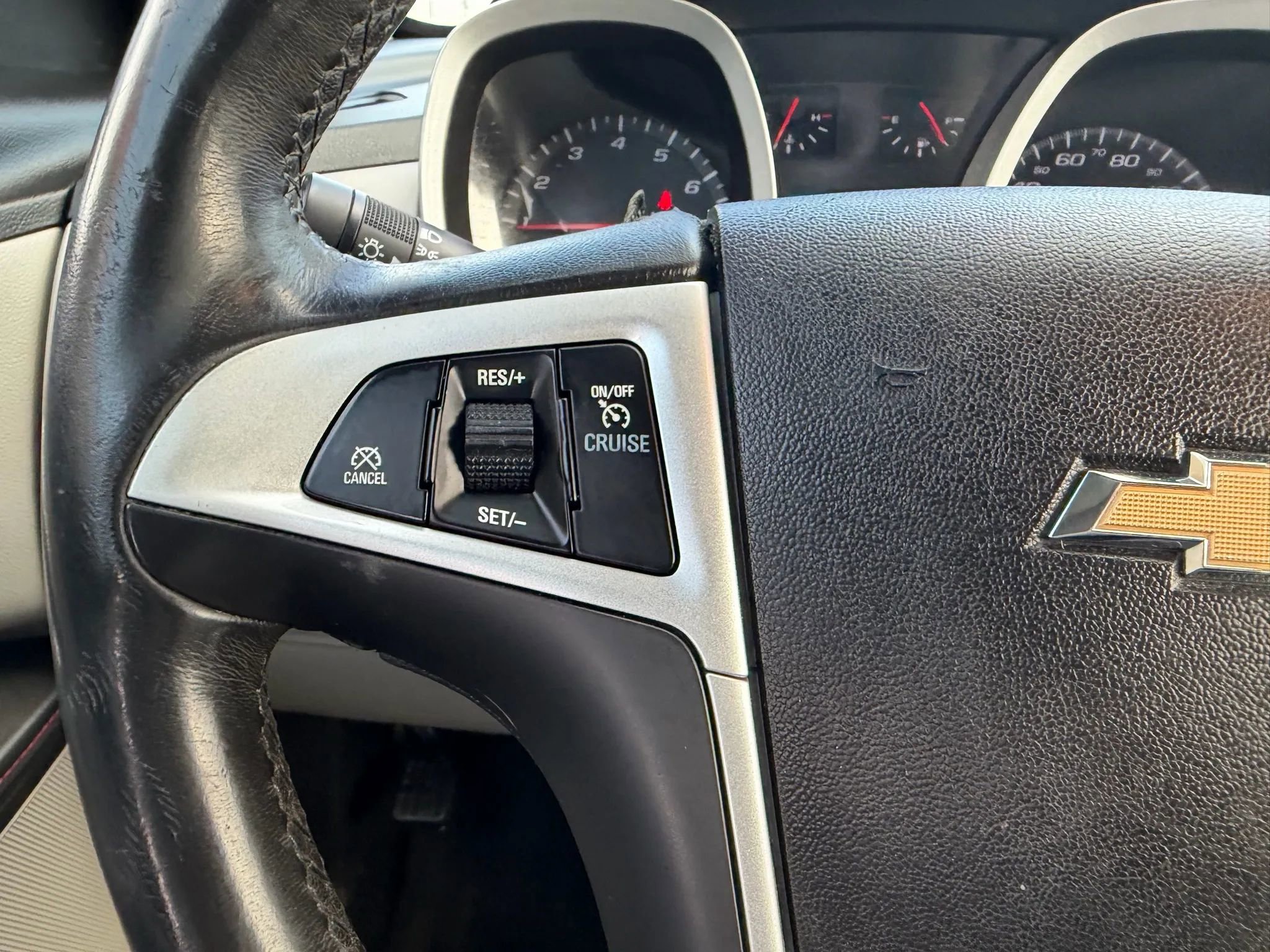 Used 2013 Chevrolet Equinox LT w/ Driver Convenience Package image 17