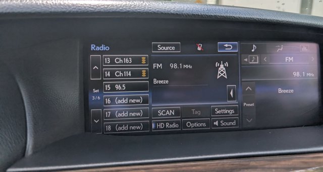 Used 2015 Lexus LS 460 w/ Comfort Package image 12