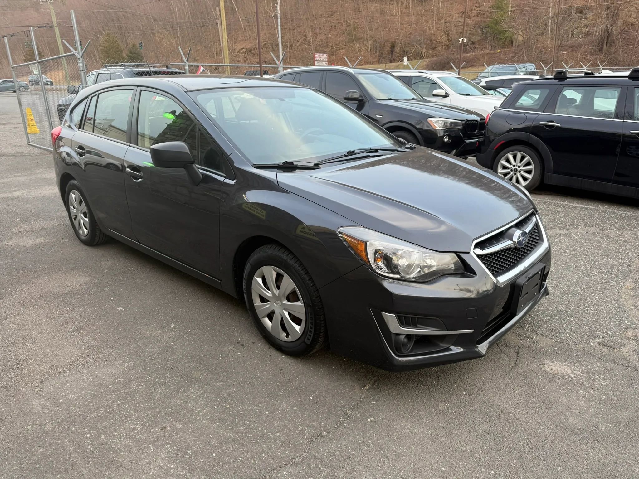 Used 2016 Subaru Impreza 2.0i image 3