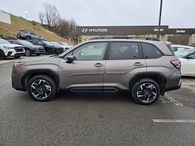 Used 2025 Subaru Forester Limited image 2