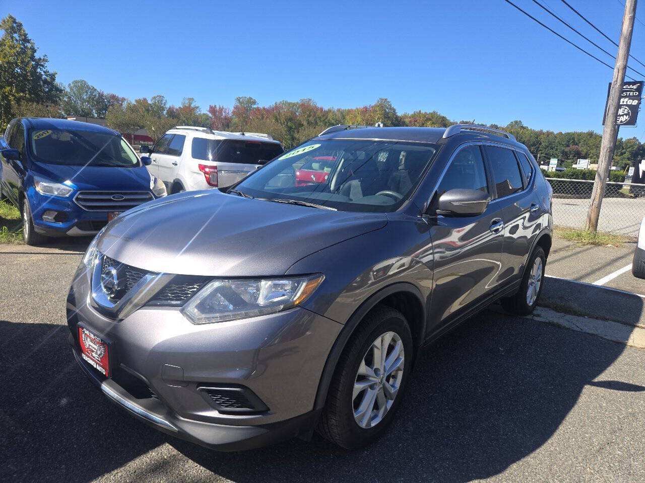 Used 2015 Nissan Rogue SV