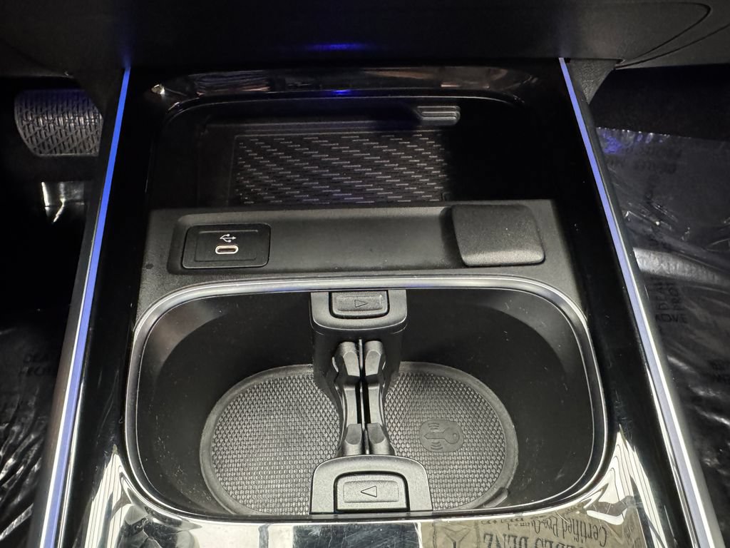 Certified 2024 Mercedes-Benz GLB 250 4MATIC image 16