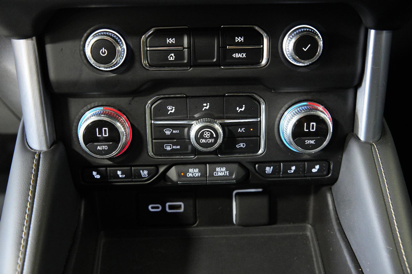 Used 2021 GMC Yukon SLT image 38