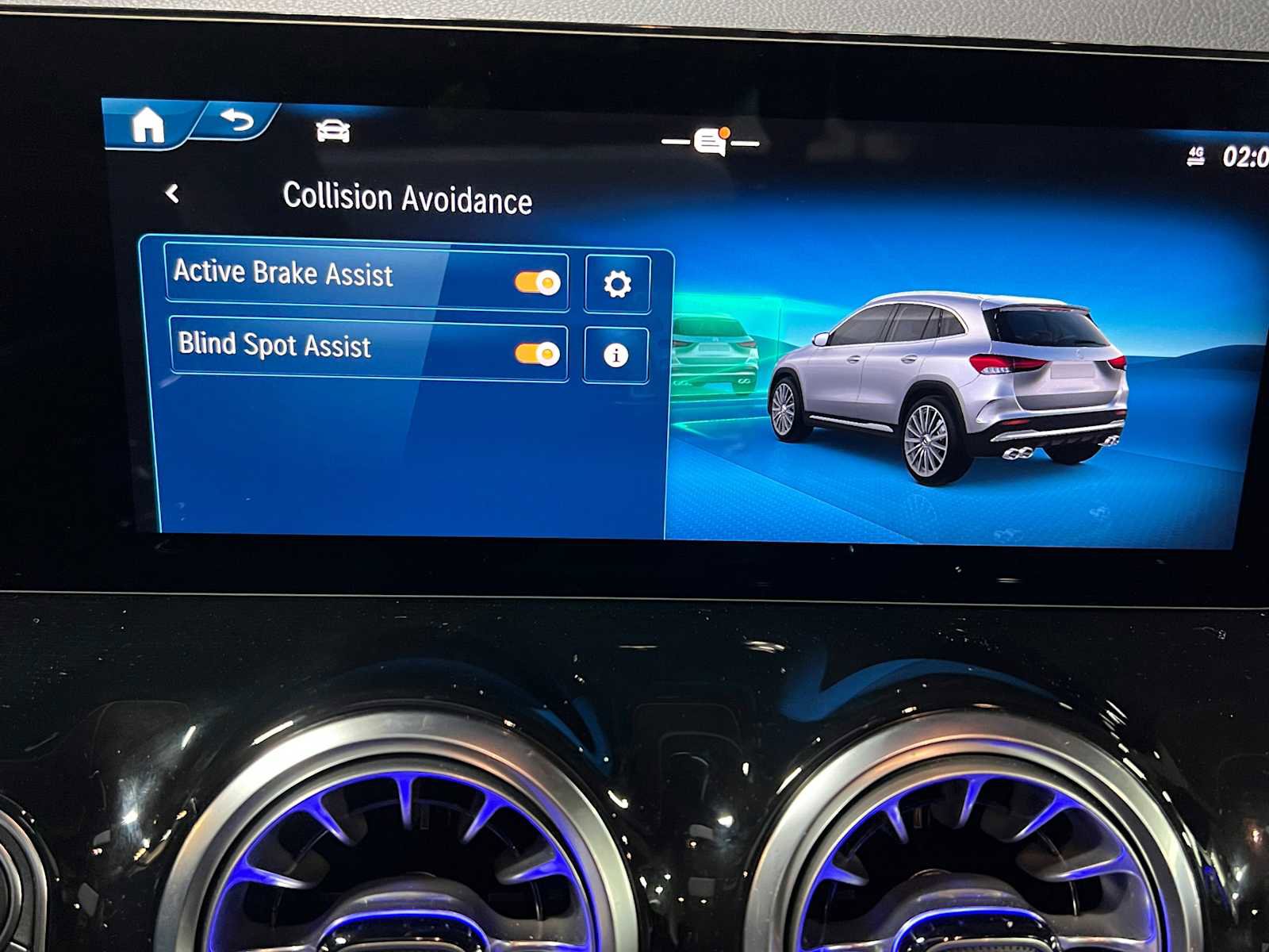 Certified 2026 Mercedes-Benz GLA 35 AMG 4MATIC image 33