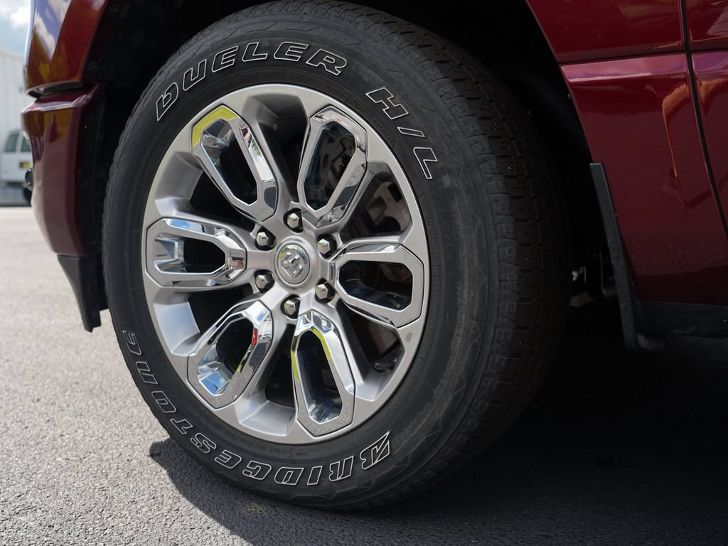 Used 2023 RAM 1500 Laramie AWD/4WD image 33