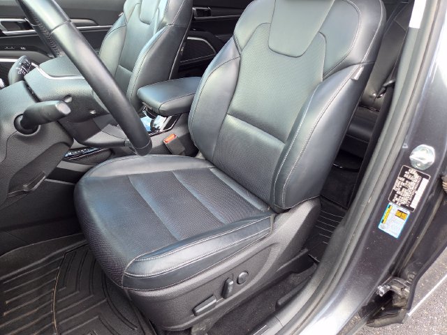 Used 2022 Kia Telluride S AWD/4WD image 26