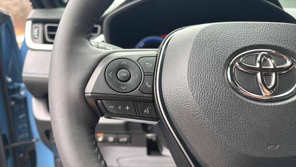 Used 2024 Toyota RAV4 XSE w/ Advanced Technology Package image 20