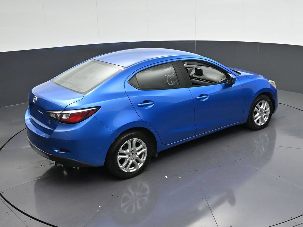 Used 2016 Scion iA FWD image 21