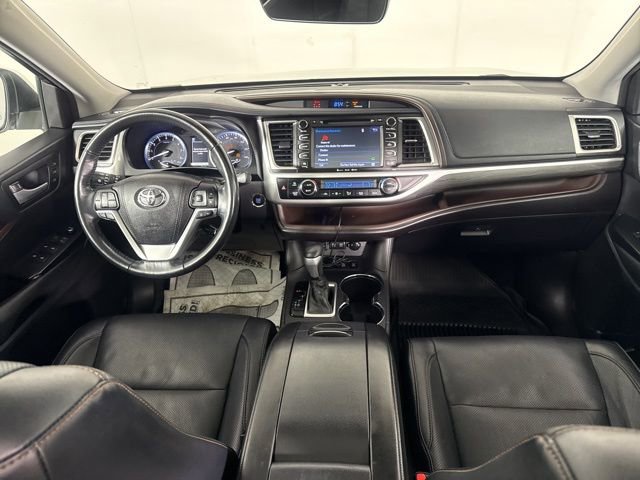 Used 2018 Toyota Highlander Limited Platinum image 24