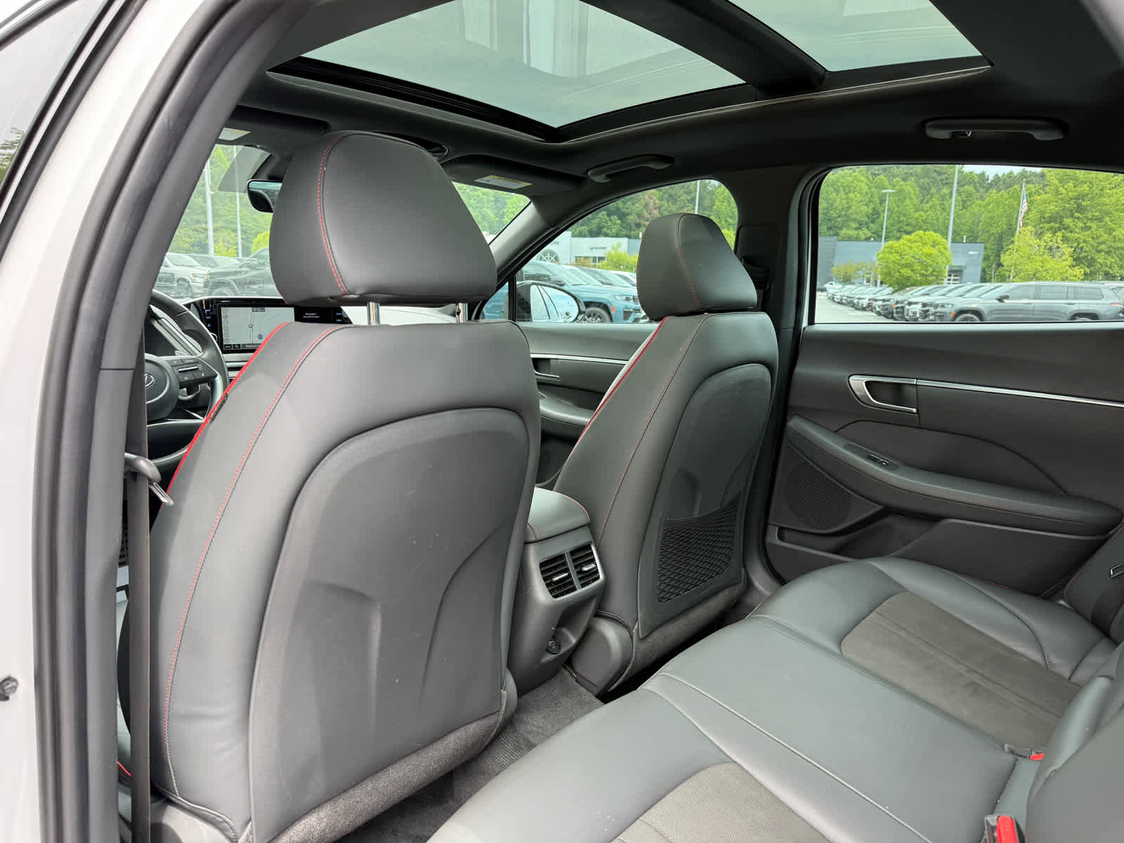 Used 2023 Hyundai Sonata SEL Plus w/ Cargo Package FWD image 27