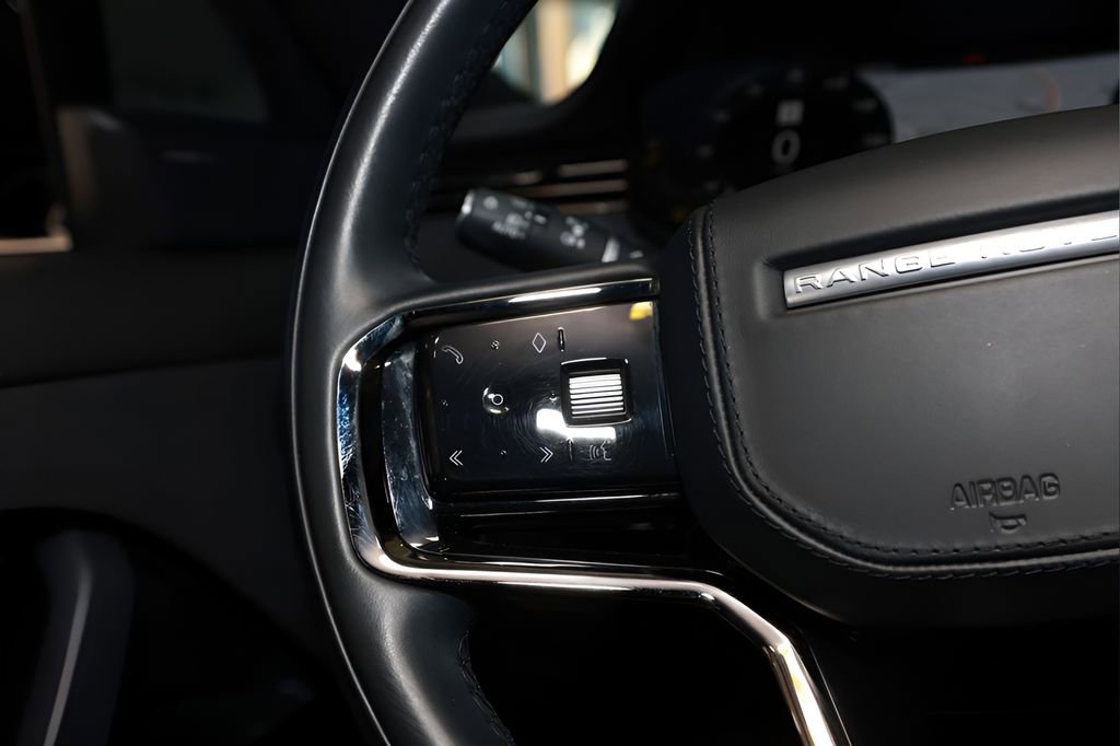 Used 2023 Land Rover Range Rover Sport SE Dynamic image 28