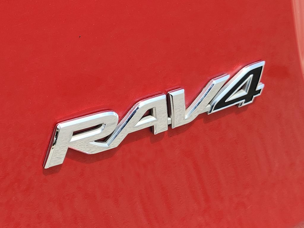 Used 2016 Toyota RAV4 Limited AWD/4WD image 9