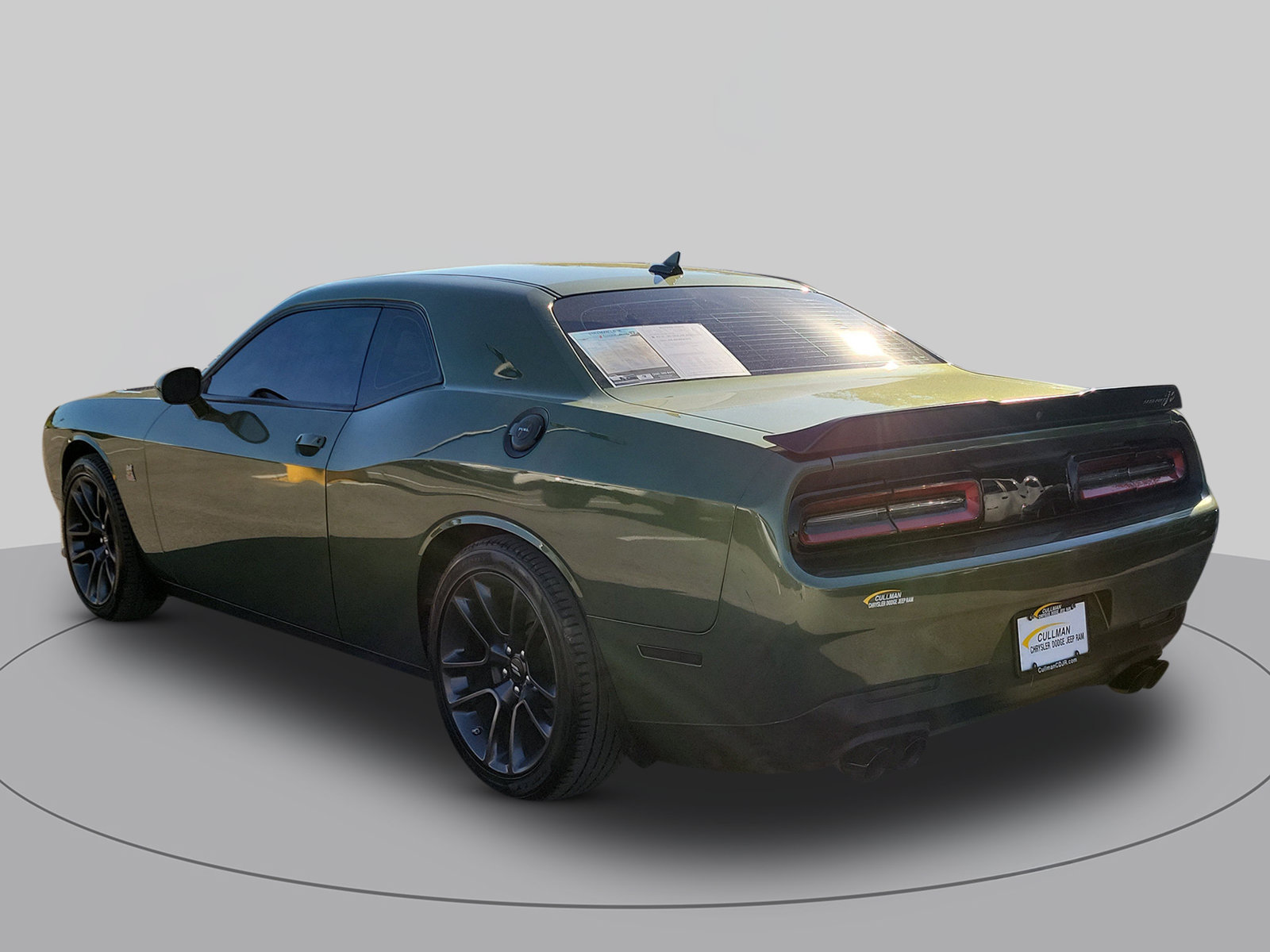 Used 2022 Dodge Challenger R/T Scat Pack RWD image 5