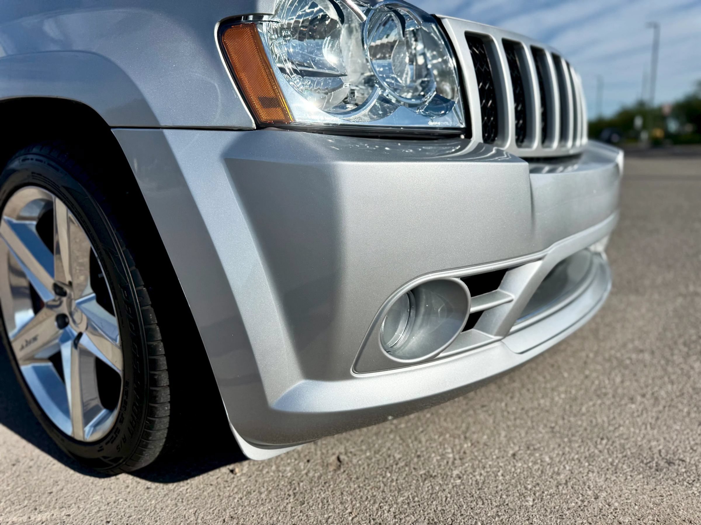 Used 2007 Jeep Grand Cherokee SRT8 w/ SRT Option Group I AWD/4WD image 21