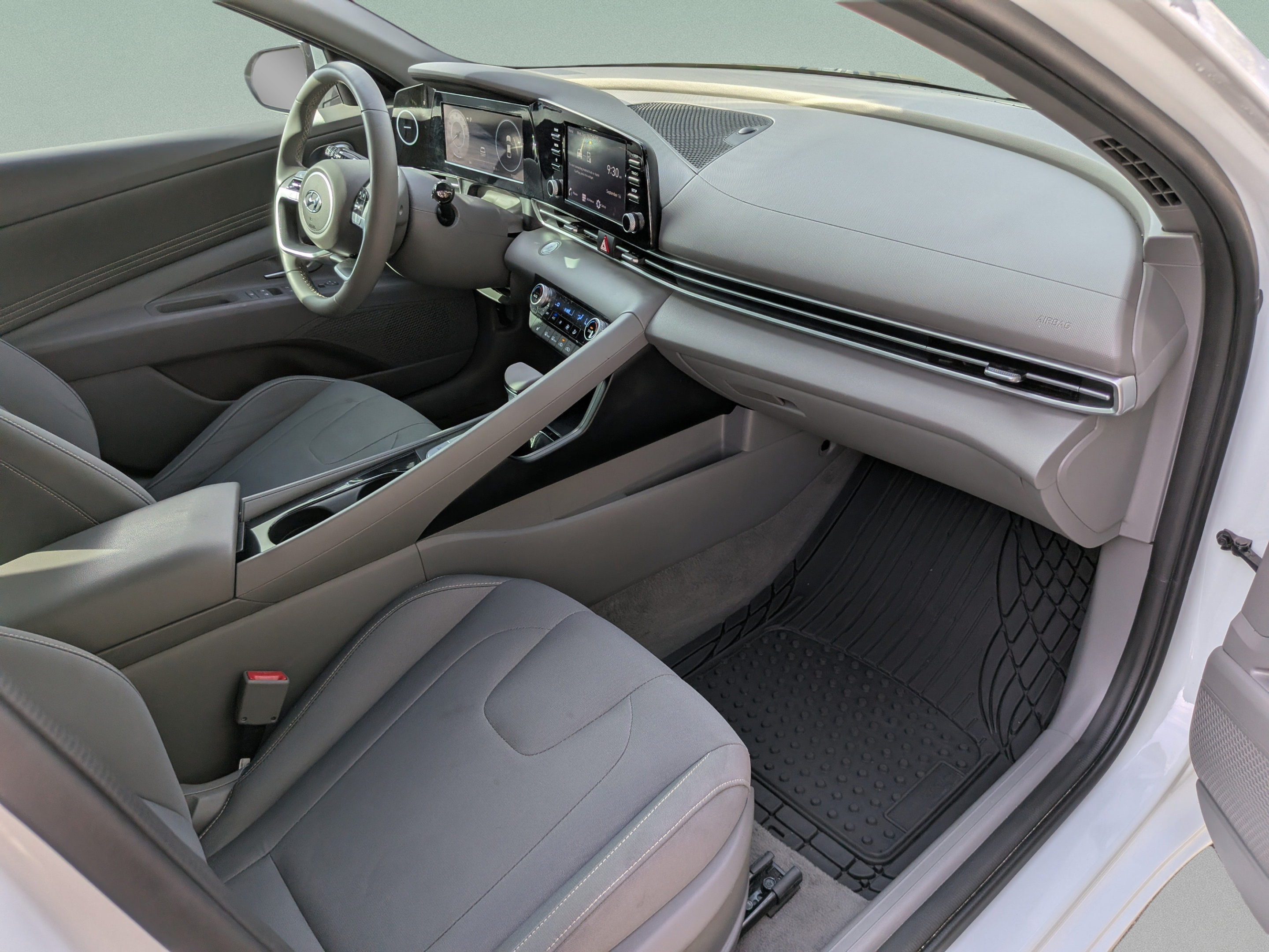 Used 2021 Hyundai Elantra SEL w/ Convenience Package FWD image 19
