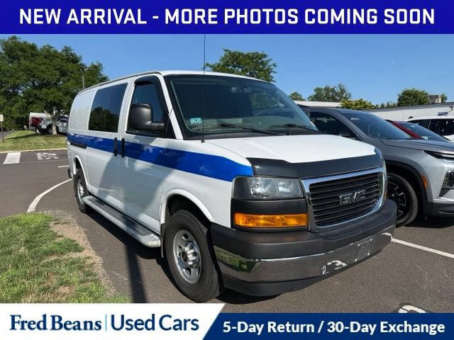 Used 2021 GMC Savana 2500 w/ Driver Convenience Package RWD image 2