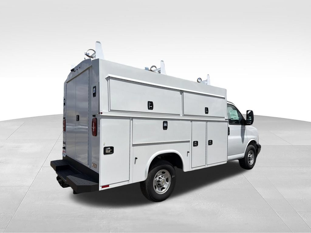 New 2025 Chevrolet Express 3500 w/ Power Convenience Package RWD image 8