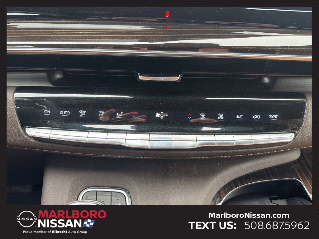 Used 2022 Cadillac Escalade Premium Luxury w/ Performance Package image 39