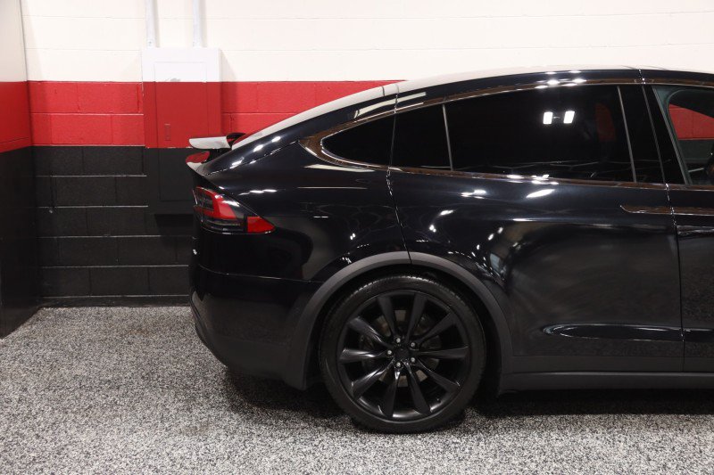 Used 2016 Tesla Model X 90D AWD/4WD image 5