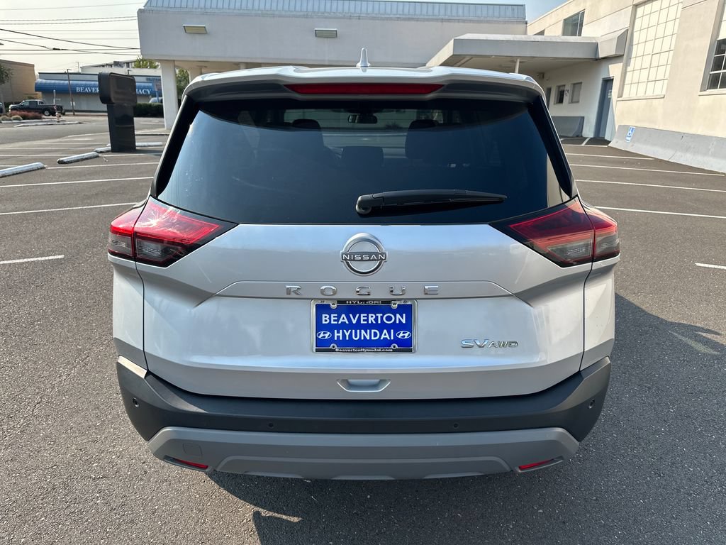 Used 2022 Nissan Rogue SV AWD/4WD image 5
