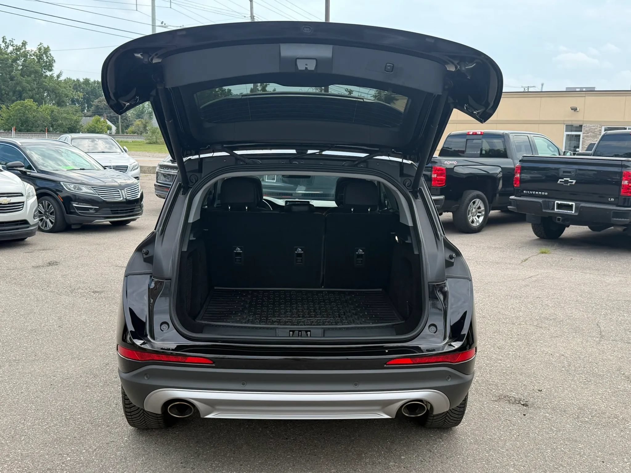 Used 2020 Lincoln Corsair Reserve w/ Equipment Group 201A AWD/4WD image 13