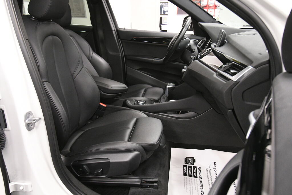 Used 2019 BMW X1 xDrive28i w/ Convenience Package image 28