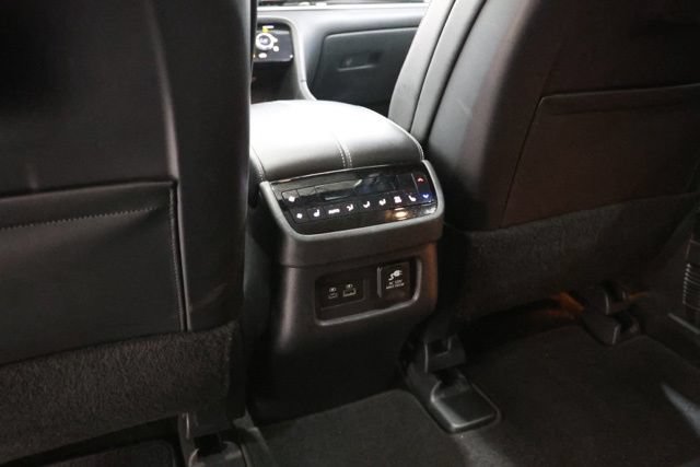 Used 2023 INFINITI QX60 Sensory AWD/4WD image 30