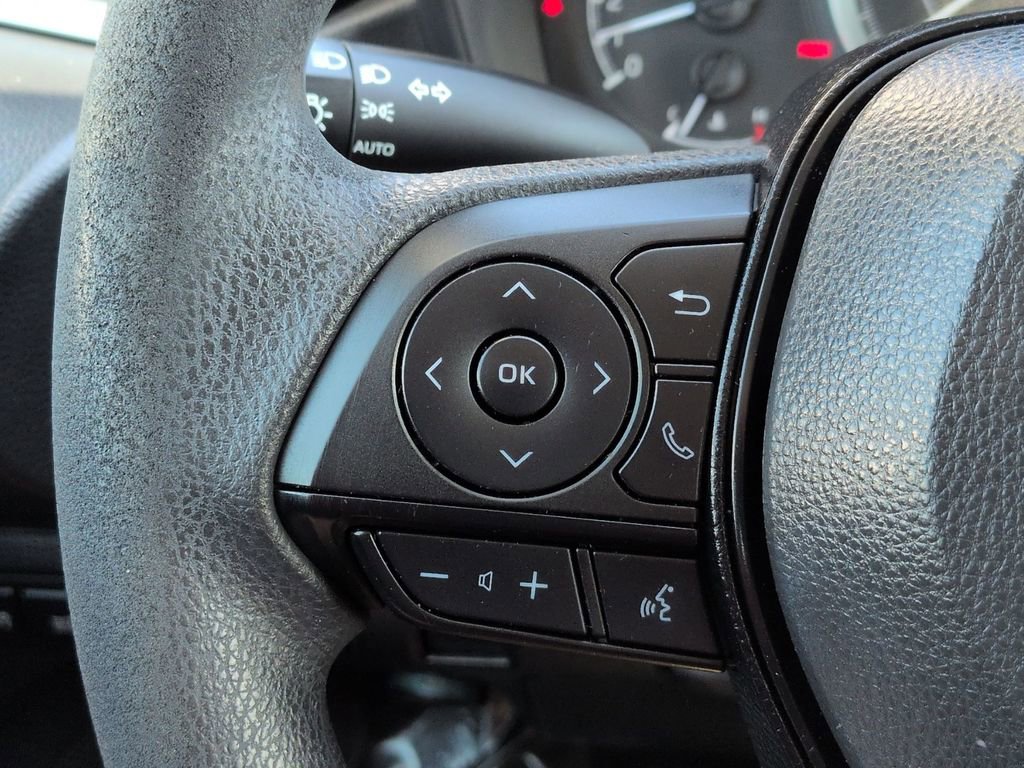 Used 2021 Toyota Corolla LE w/ Carpet Mat Package (TMS) image 20