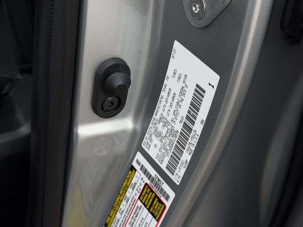 Used 2023 Toyota Tundra Limited AWD/4WD image 26