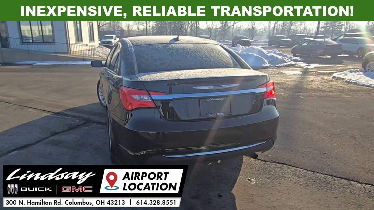 Used 2013 Chrysler 200 Touring FWD image 9