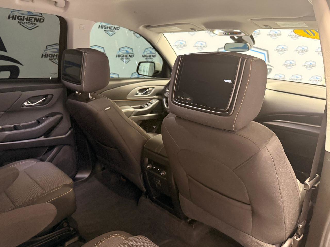 Used 2020 Chevrolet Traverse LT w/ Driver Confidence II Package image 24