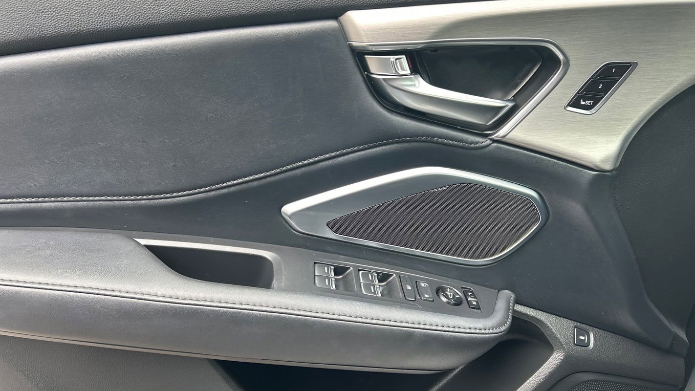 Used 2020 Acura RDX SH-AWD image 23