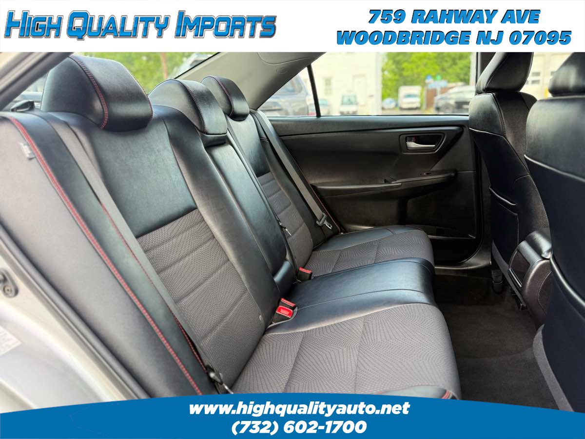 Used 2017 Toyota Camry SE FWD image 19